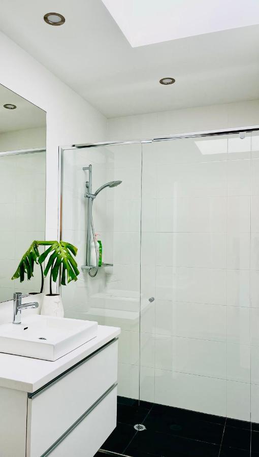 734 Apartment-2 Bedroom And 2 Bathroom Accommodation, Sleeps 4 Маргарет-Ривер Экстерьер фото